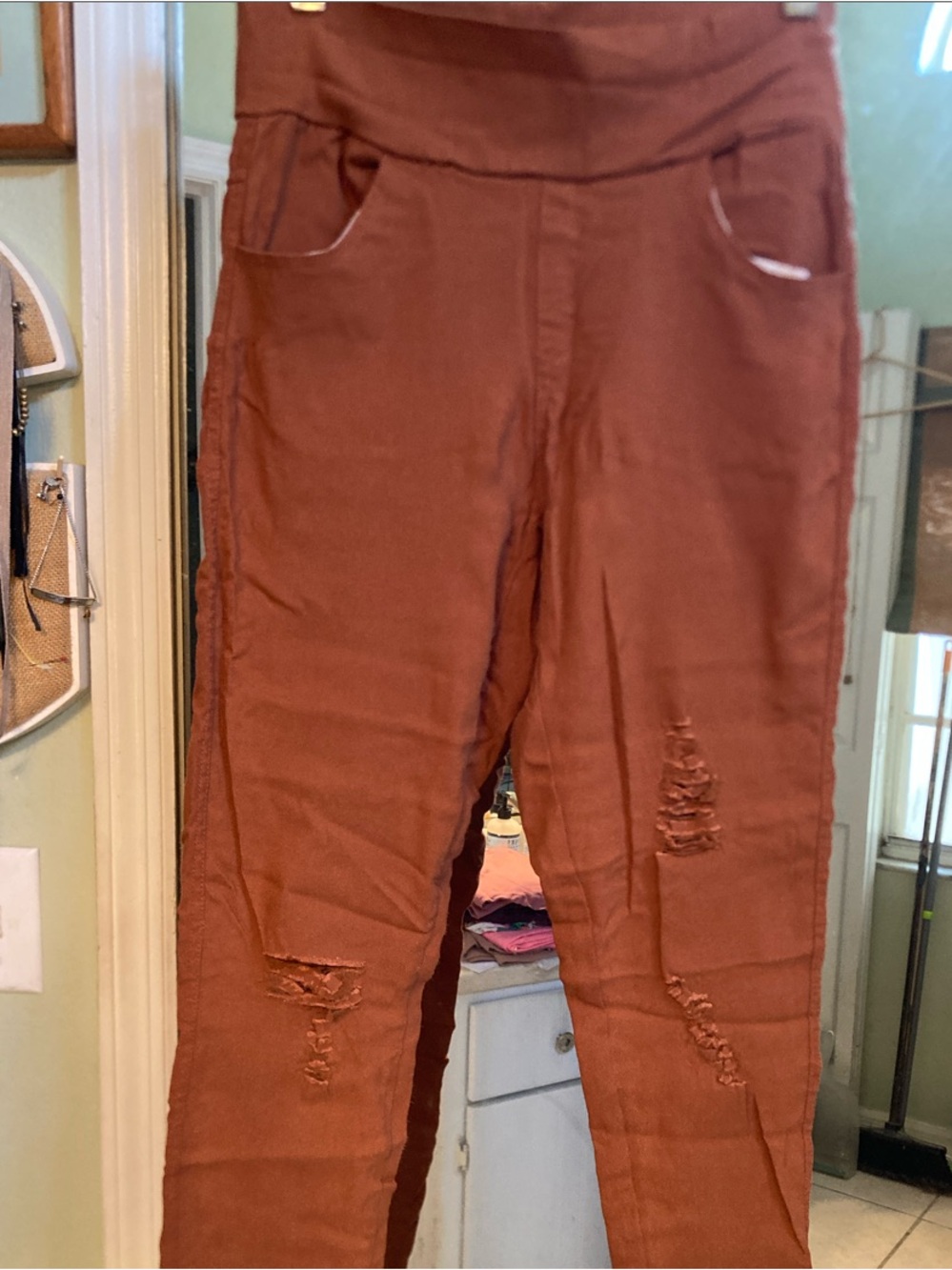 Agnes & Dora Rust Brown Distressed Leggings